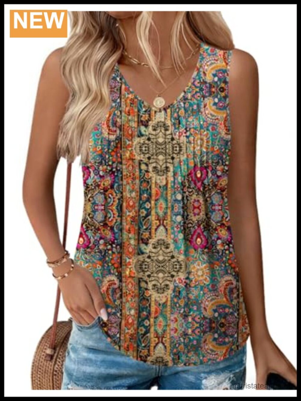 Zeagoo Womens Pleated V-Neck Sleeveless Tank Top Loose Fit Summer Flowy Boho